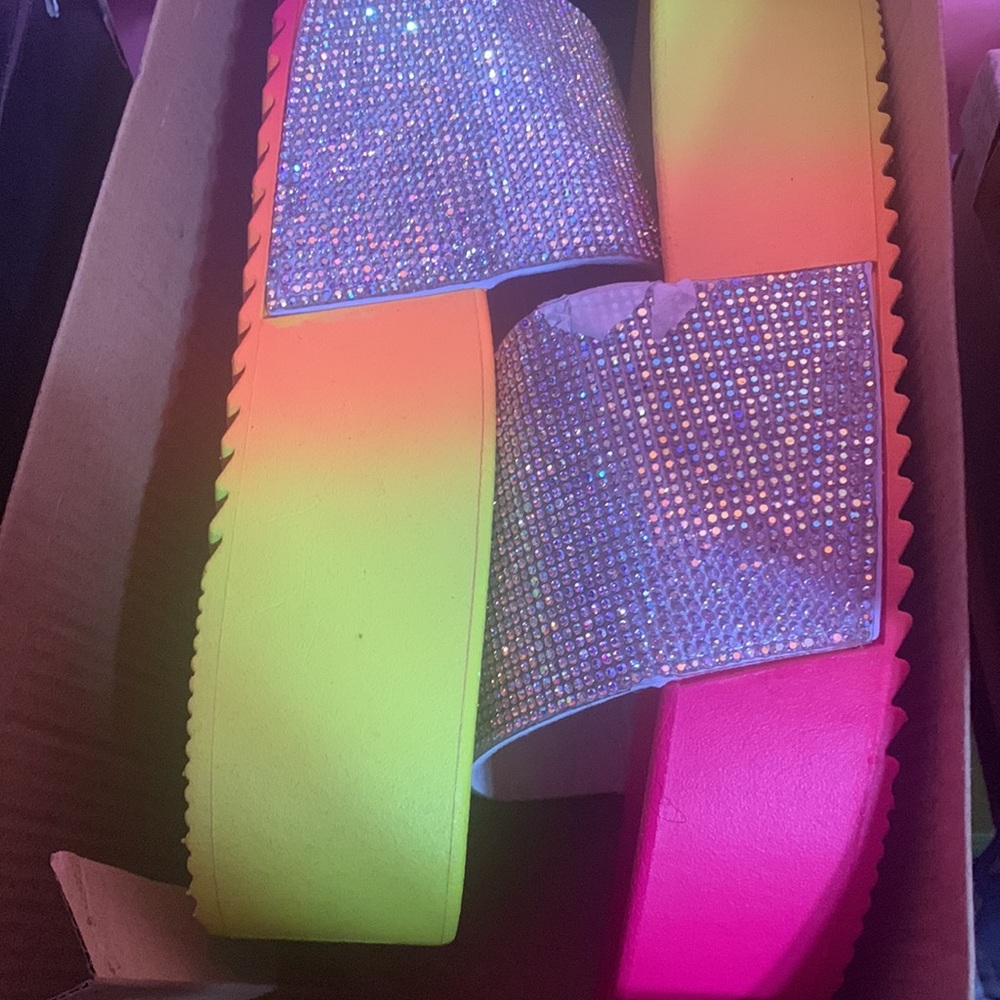 Platform sandals